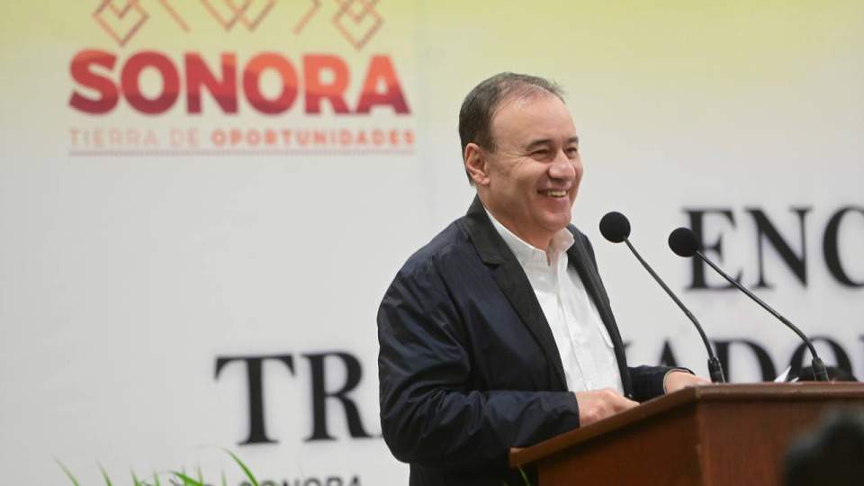 Reactiva gobernador Alfonso Durazo programa de estímulos a docentes