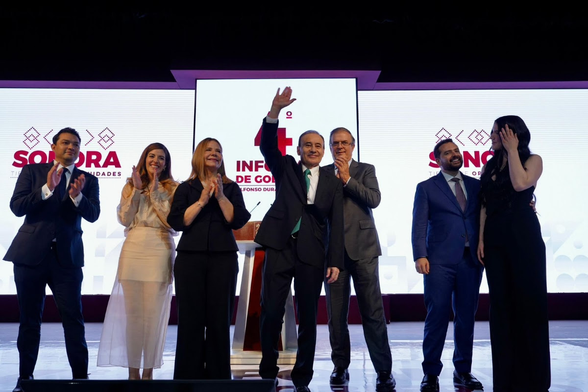El trabajo, compromiso y liderazgo del gobernador Alfonso Durazo Montaño han consolidado a Sonora como tierra de oportunidades para todas y todos, con grandes proyectos que hoy son una realidad, e inversiones históricas en vivienda, salud, educación e infraestructuras para transformar la vida de miles de familias sonorenses.