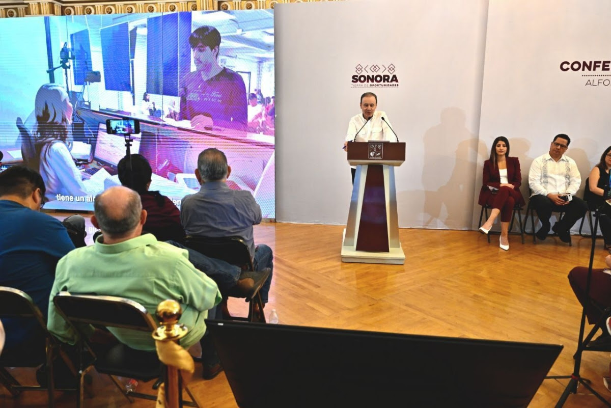 El estímulo fiscal consiste en la reducción del 100 por ciento en los derechos vehiculares, incluyendo multas, recargos y gastos de ejecución en adeudos del 2021 y años anteriores.