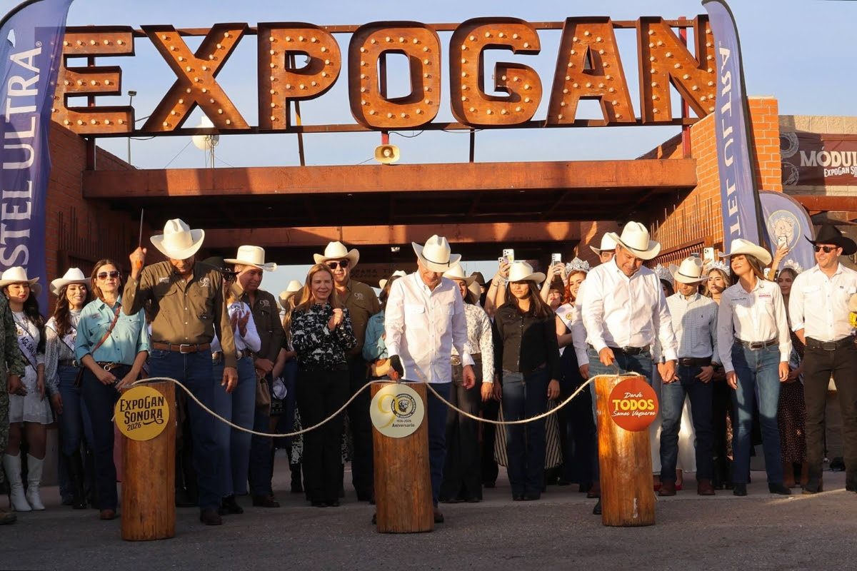 El mandatario dió inicio a las actividades de la ExpoGan Sonora 2026 que se realizará del 22 de abril al 17 de mayo, con conciertos, palenque, teatro del pueblo, atracciones mecánicas, gastronomía y actividades ganaderas para toda la familia.